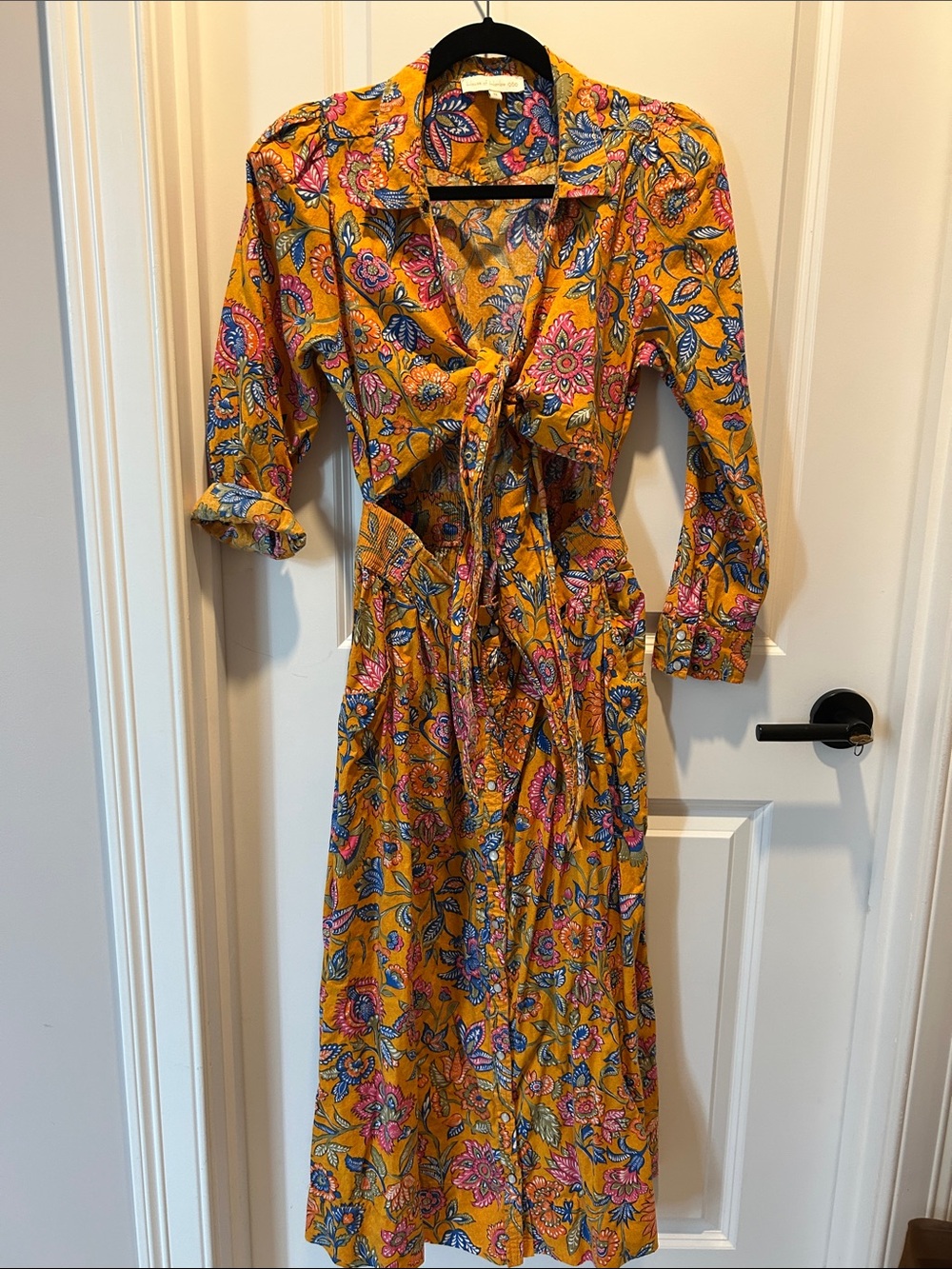 Mustard Floral Tie-Waist Midi Dress house of Harlow size medium